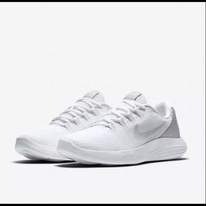 Nike Lunarconverge Womens Running Traini Shoes 8.5